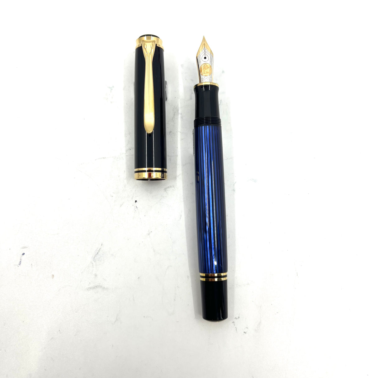 Pelikan Early M800 Black/Blue Striped Fountain Pen