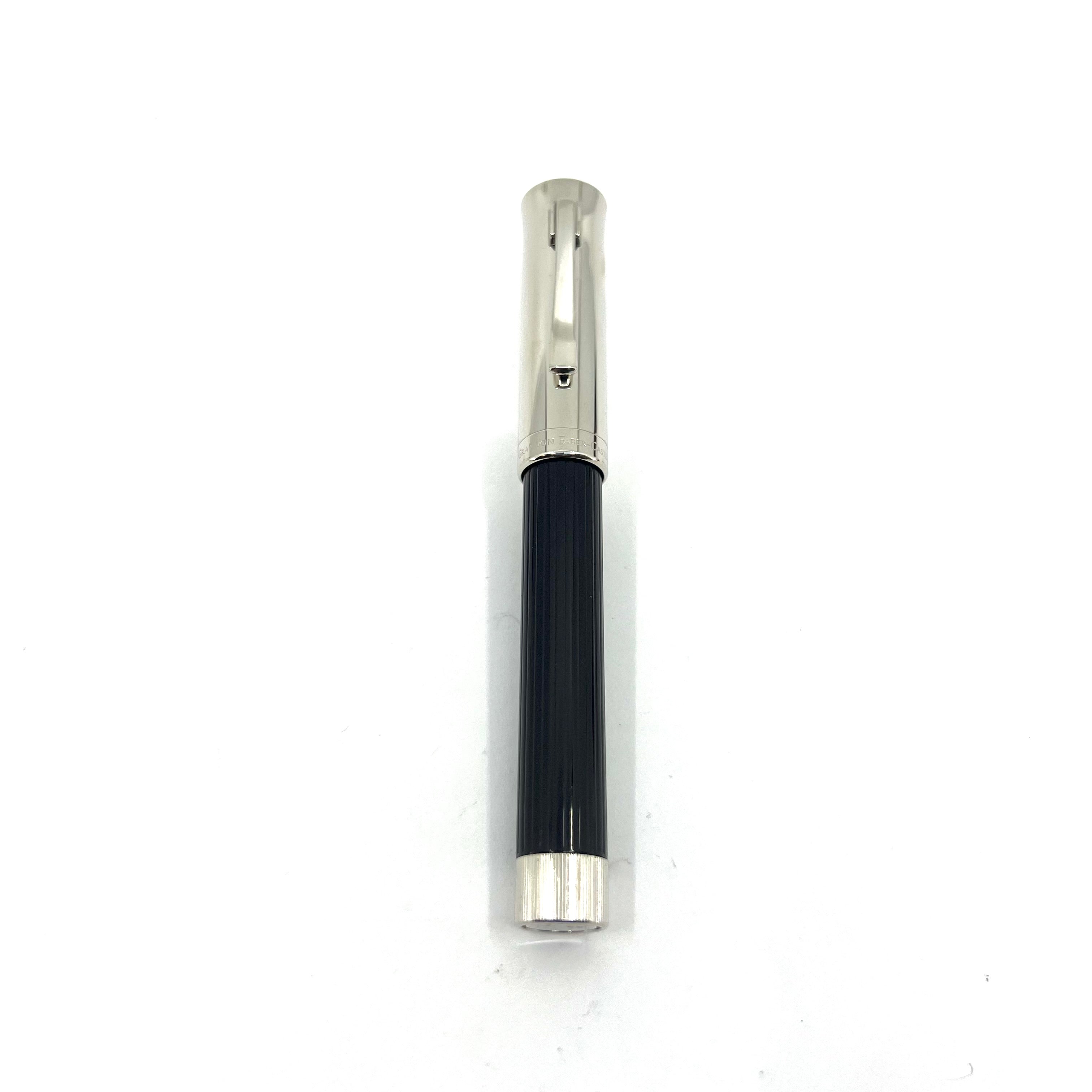 Graf Von Faber-Castell Intuition Platino Fountain Pen - Broad 18kt