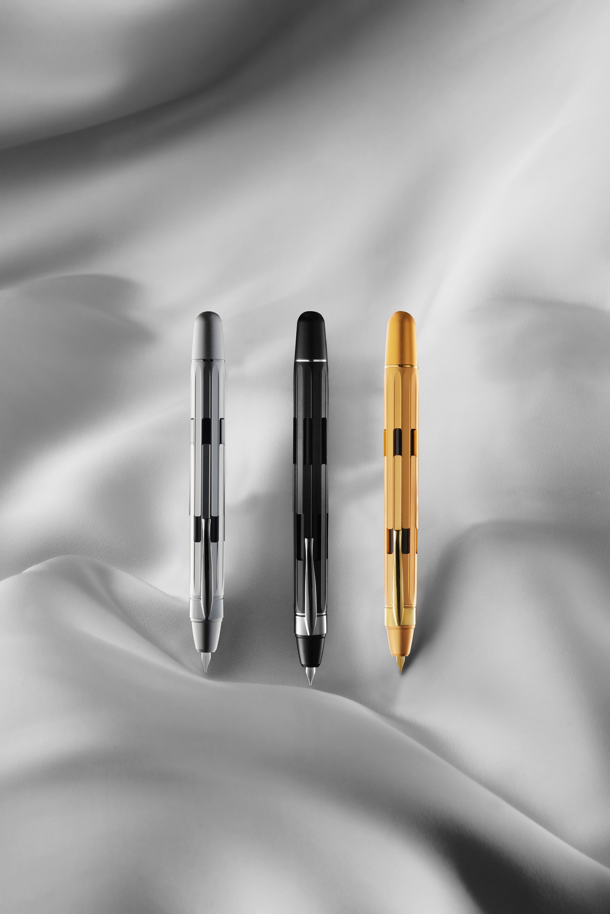 Nahvalur Eclipse Black Gold - Fountain Pen – Fountain Pen Hospital