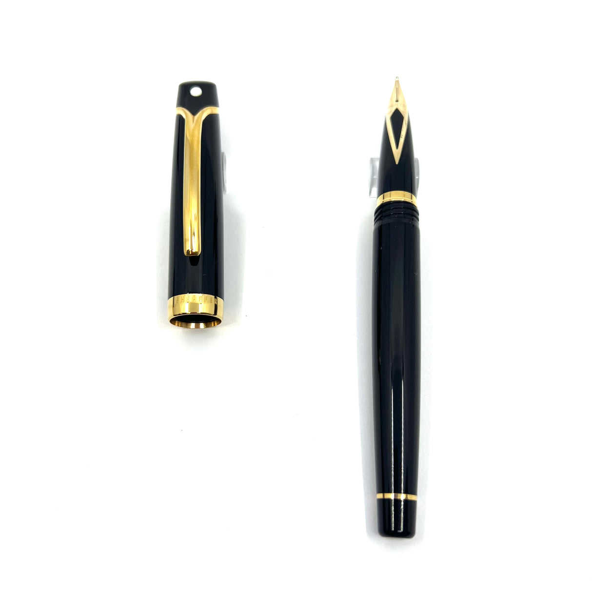 Sheaffer Valor Fountain Pen  - Broad 14kt Gold Nib