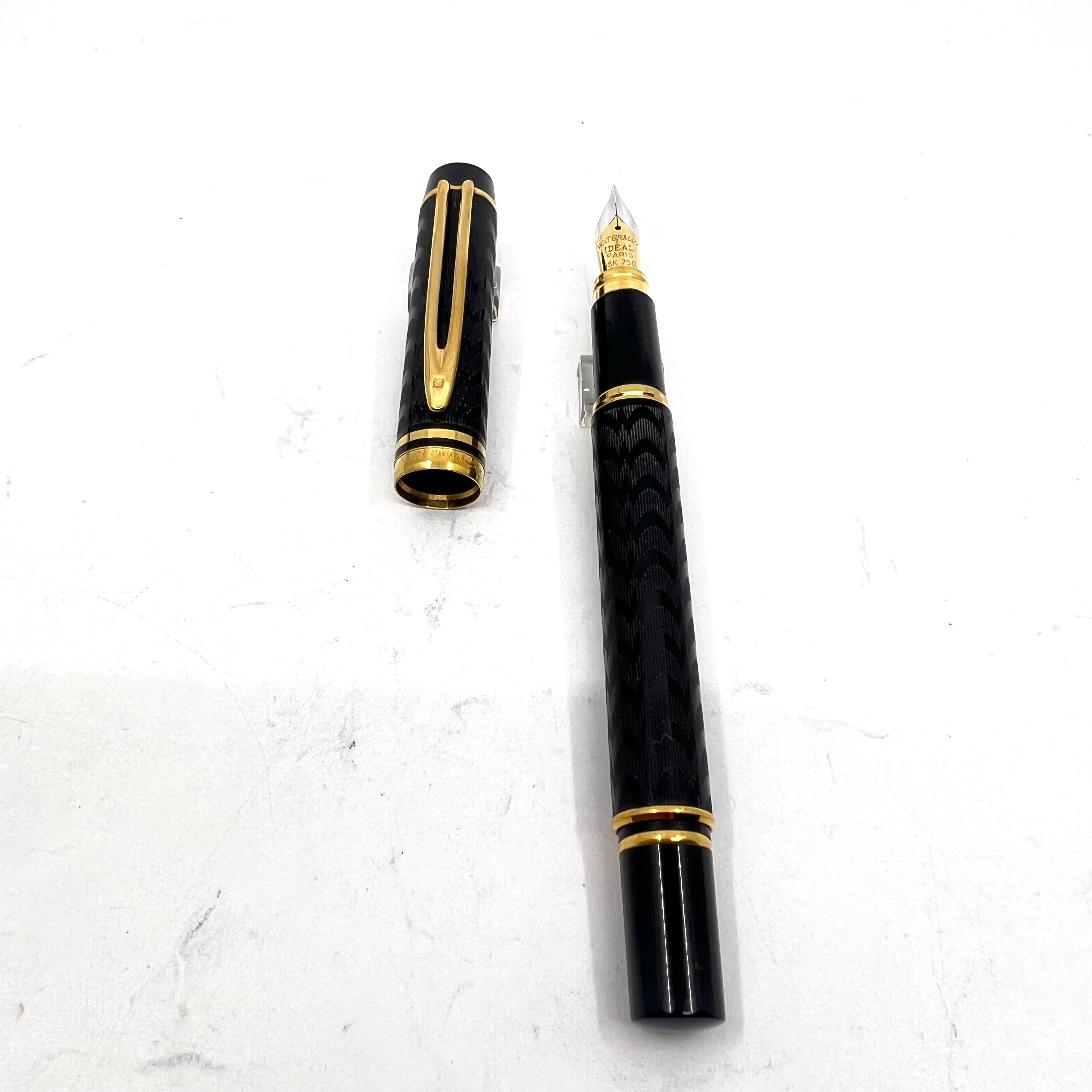 Waterman Man 100 Opera Black Chased Fountain Pen - Medium 18kt