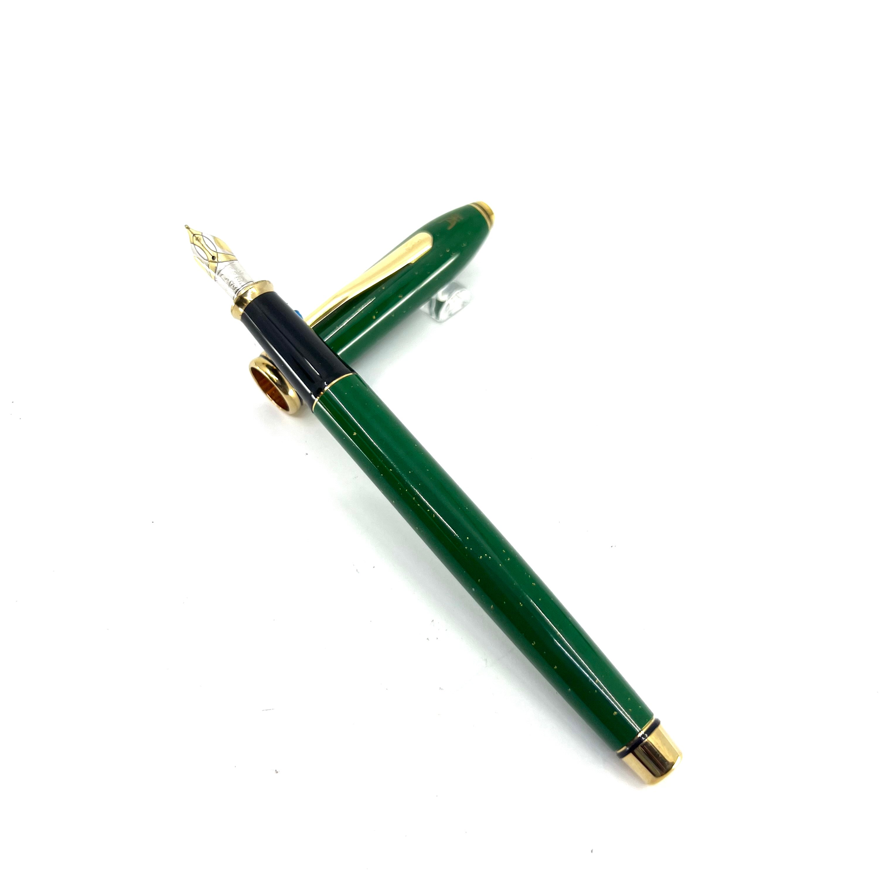 Cross Townsend Green Jade Gold dust 22K Fountain Pen - Circa 1990