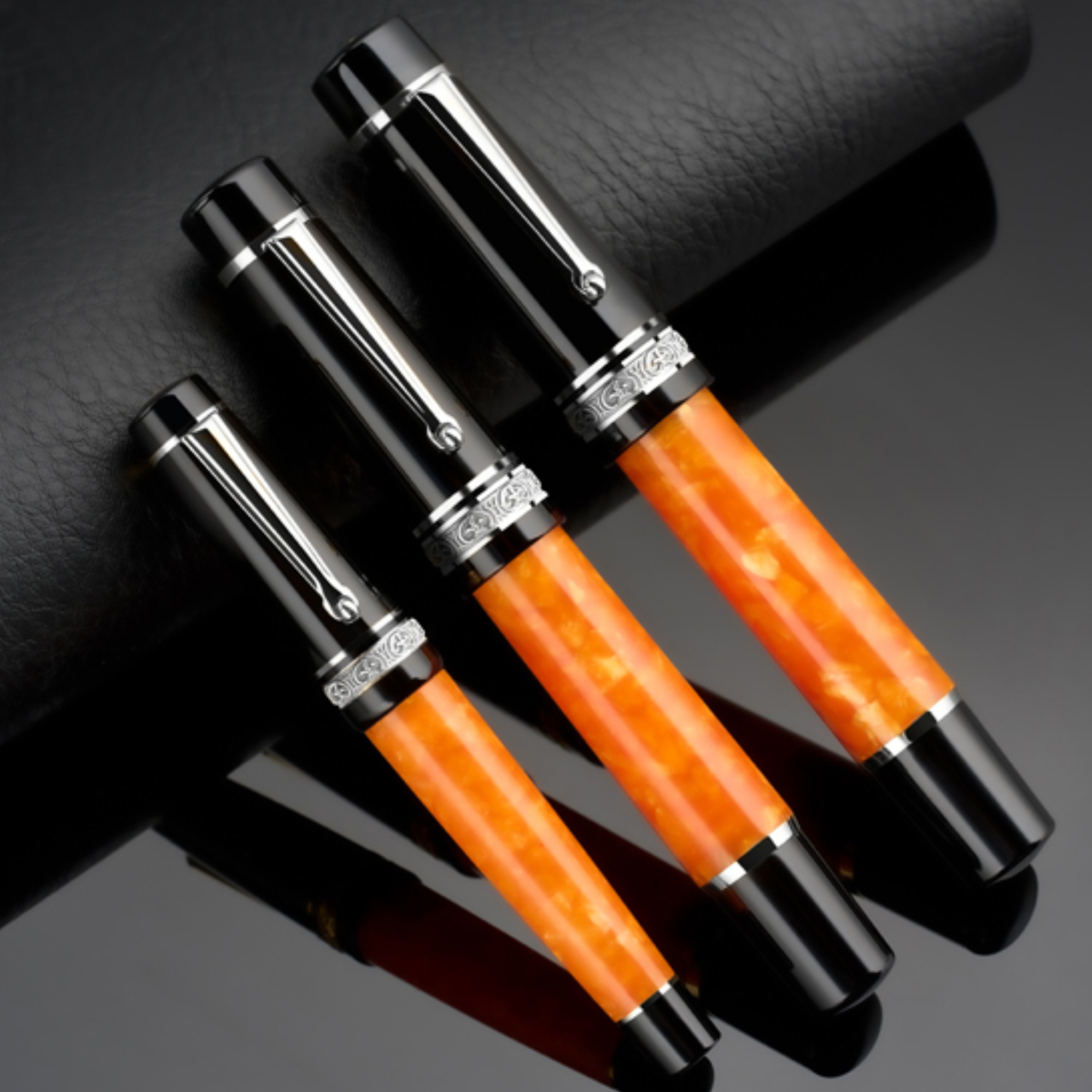 Delta DV Original Mini Fountain Pen Collection