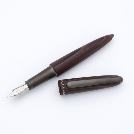 Diplomat Aero Fountain Pen Black Forest Collection