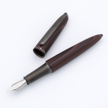 Diplomat Aero Fountain Pen Black Forest Collection