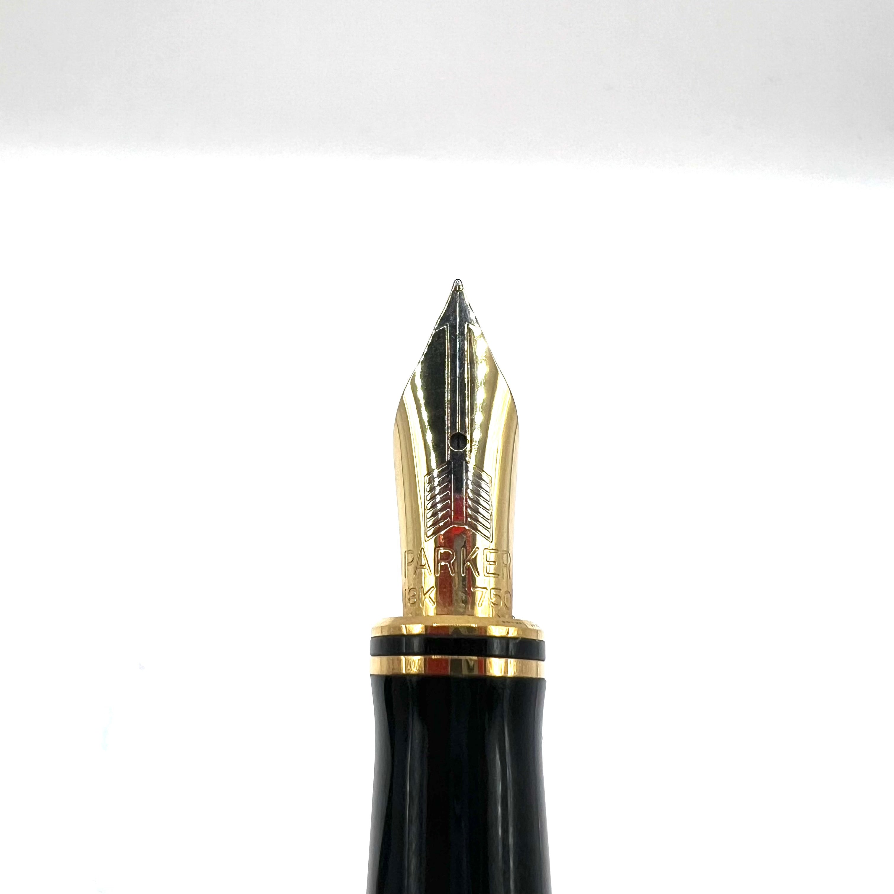 Parker International (Standard Size) Black Duofold Fountain