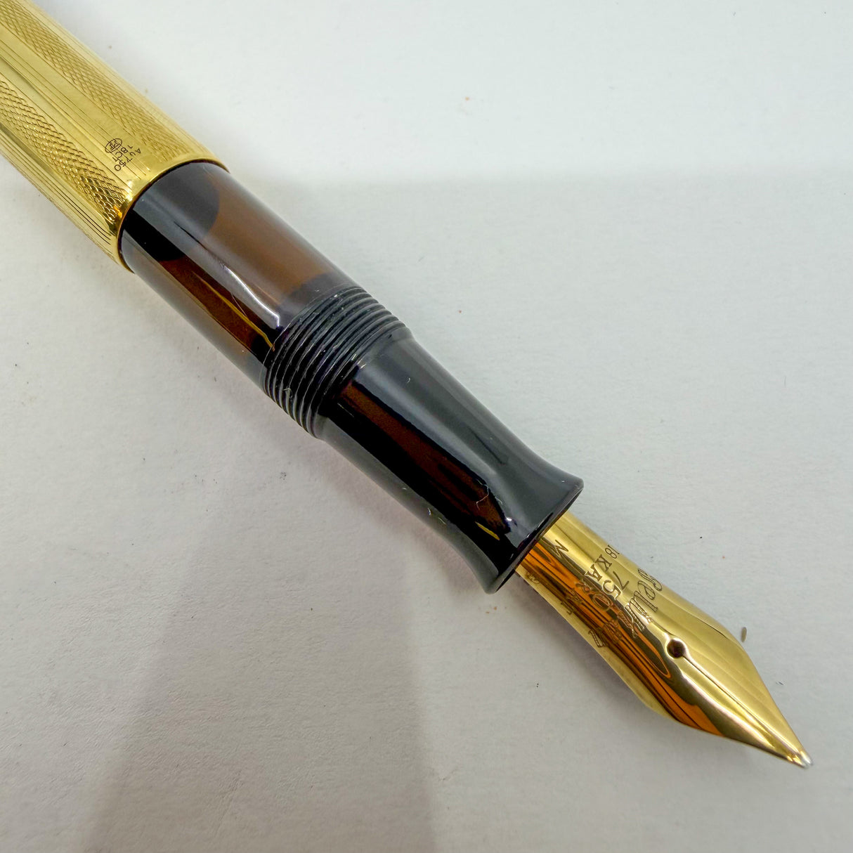Pelikan 1931 Originals of their Time - 18kt Gold Overlay Limited Edition Fountain Pen   -   Medium 18kt Gold Nib