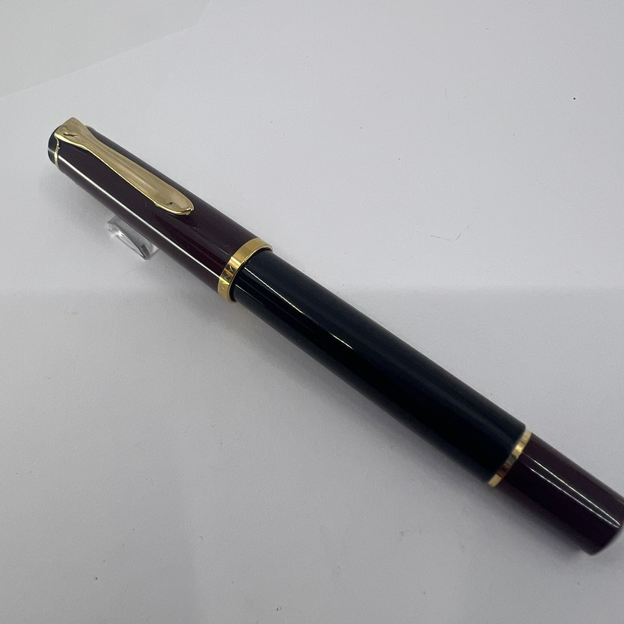 Pelikan M150 Burgundy & Black Fountain Pen - Broad Gold-Plated Nib