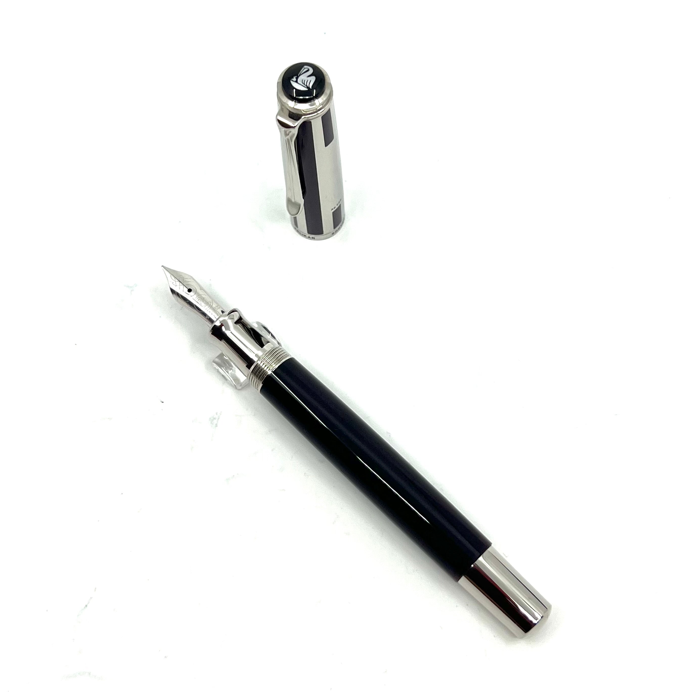 Pelikan M625 Aubergine Translucent Fountain Pen- Scarce