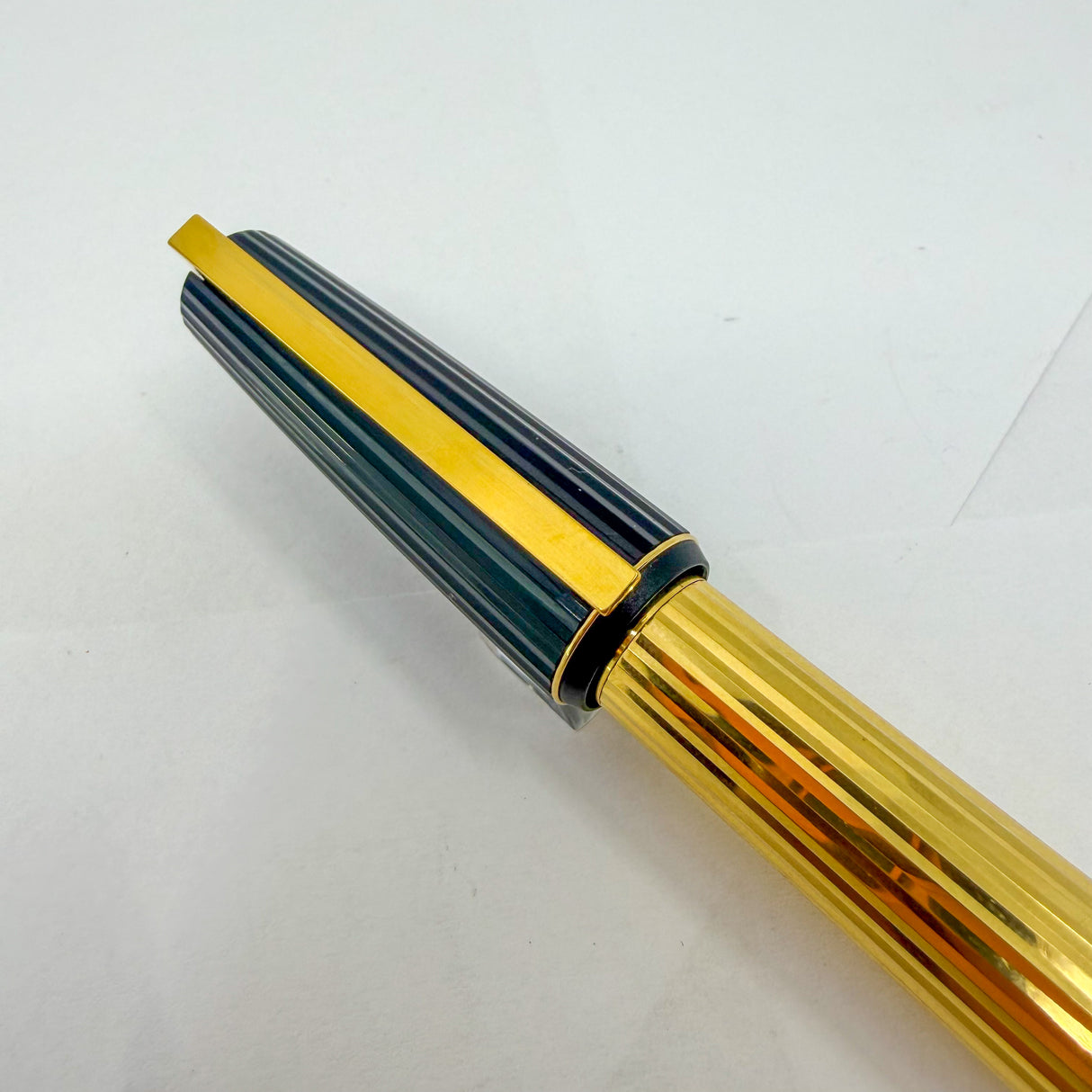 S. T. Dupont St. Germain Large Size Fountain Pen - Medium 18kt Gold Nib