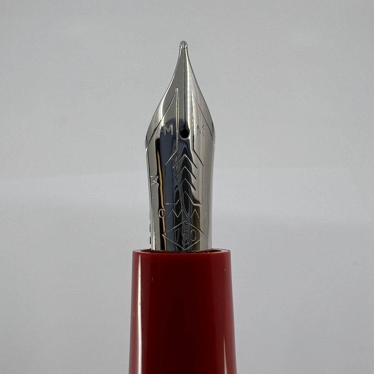 OMAS  1000 Miglia Limited Edition Fountain Pen - Medium 18kt Gold Nib