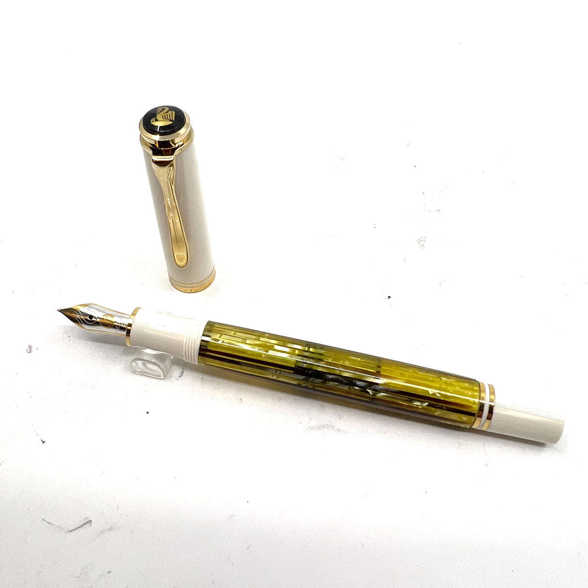 Pelikan M400 Honey Transparent Tortoise Fountain Pen