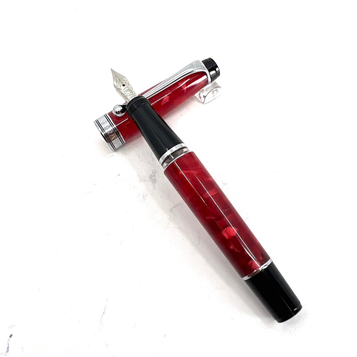 Aurora Fuoco Aurea Minima Optima Red Marbled Limited Edition Fountain  Pen