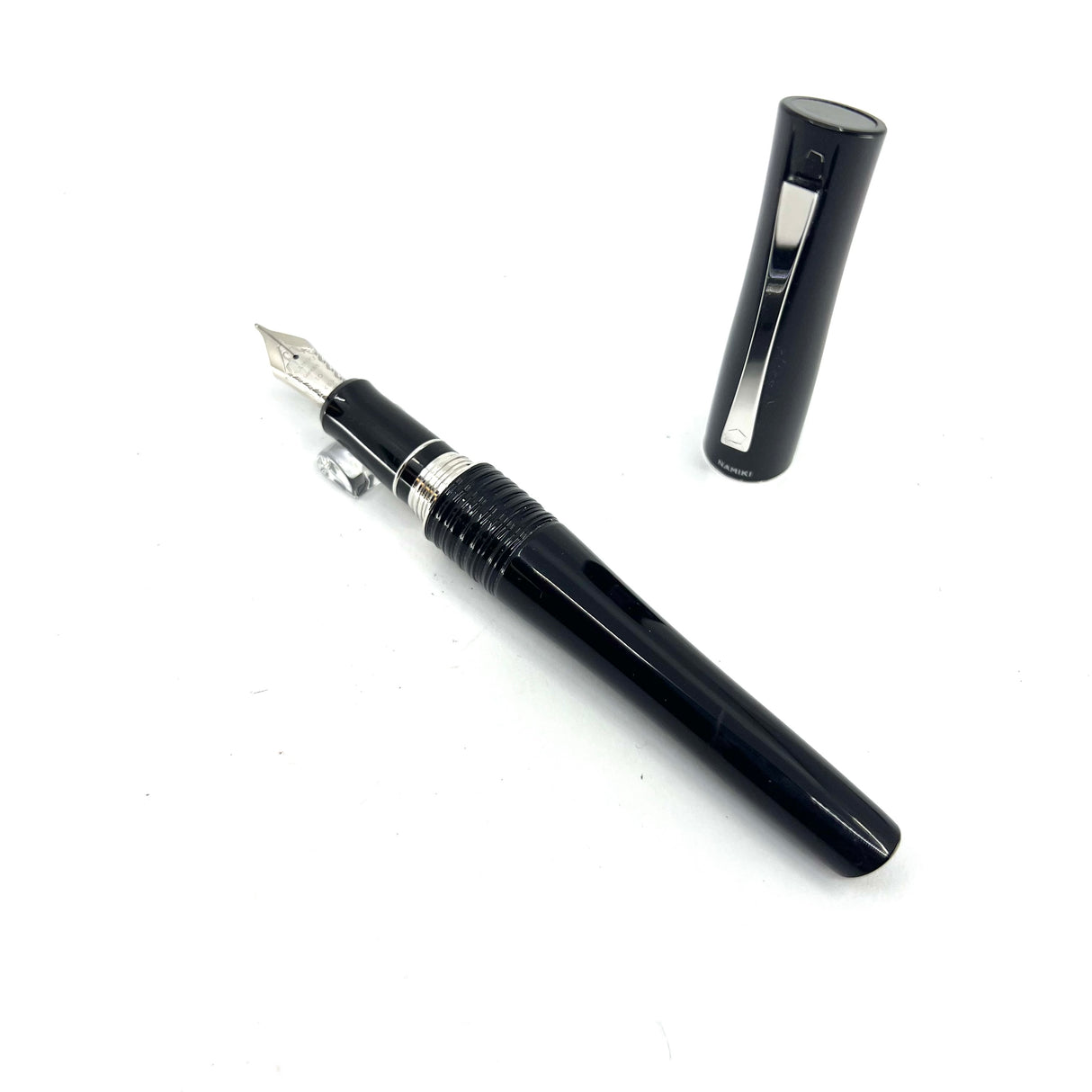Pilot-Namiki Black Lacquered Bamboo Metal Oversized Fountain  Pen - Broad 14kt Gold Nib