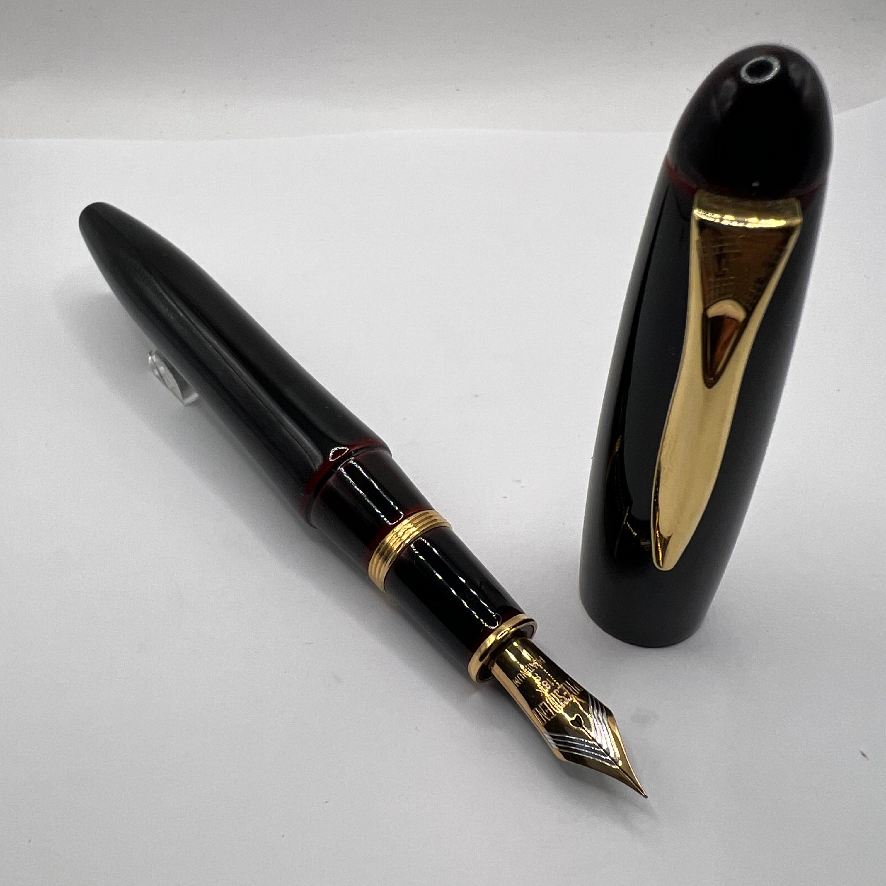 Platinum Izumo Urushi Akatame(Red) Hand Painted Lacquer Oversized
