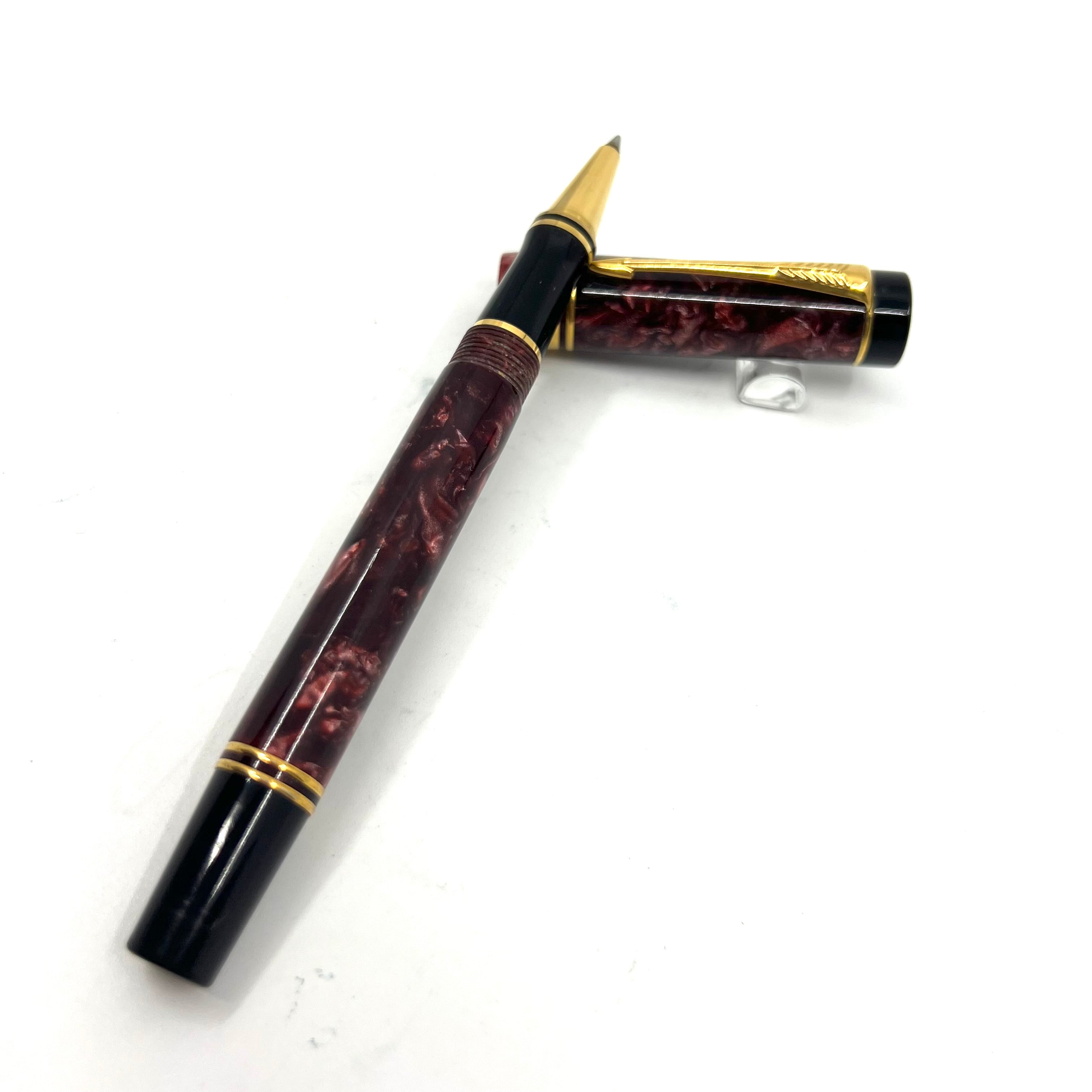 Parker Duofold Marbled Maroon Rollerball (1990) – Fountain Pen