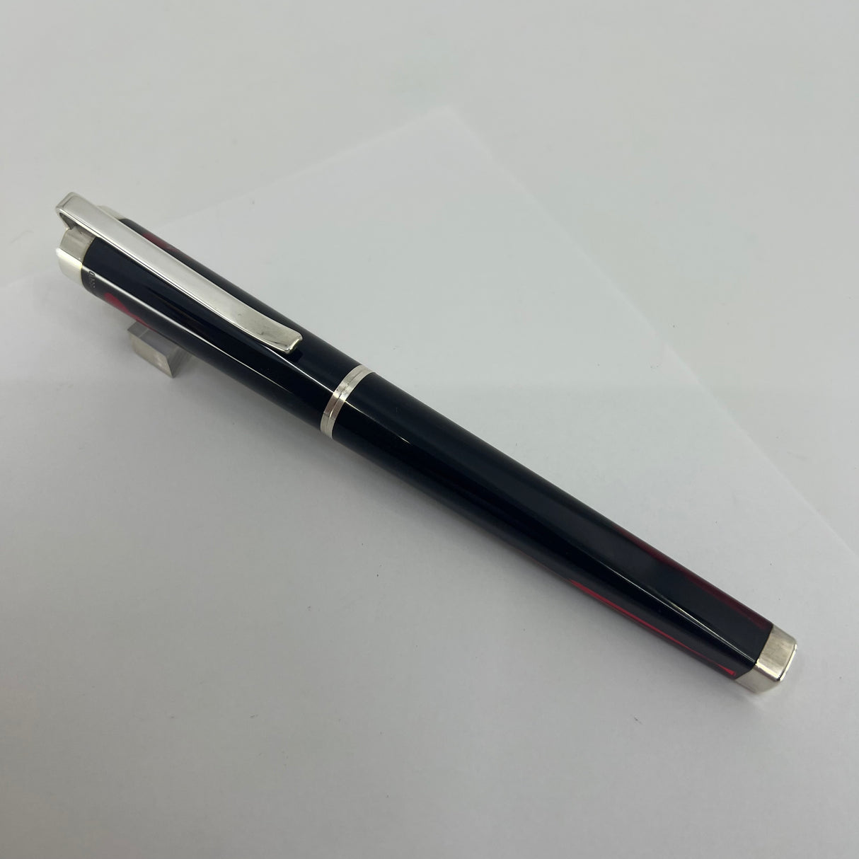 Montblanc Franz Kafka Writer's Limited Edition Fountain Pen - Fine 18kt Gold  Nib