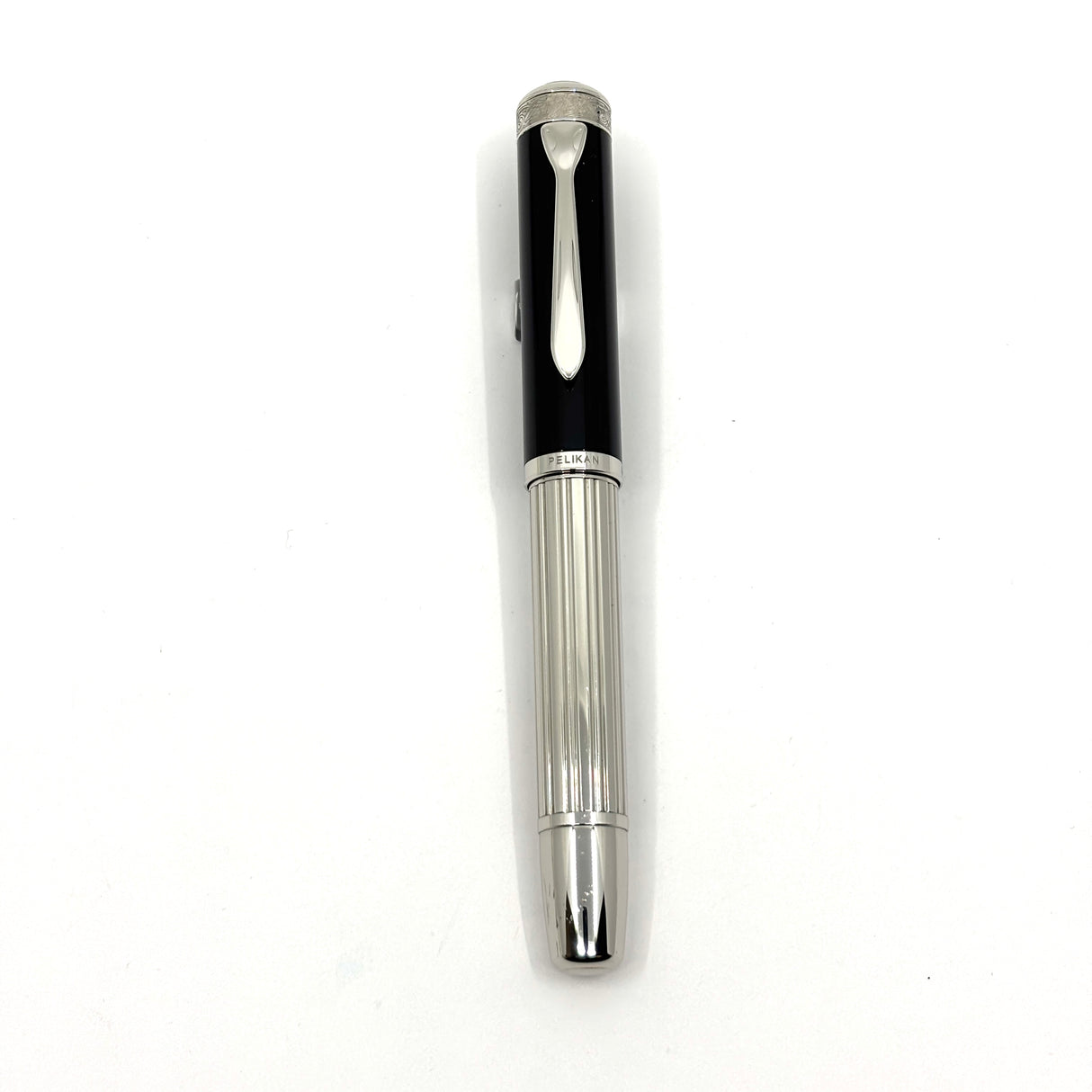 Pelikan M7005 Majesty Fountain Pen - Black Cap/Sterling  Silver Barrel