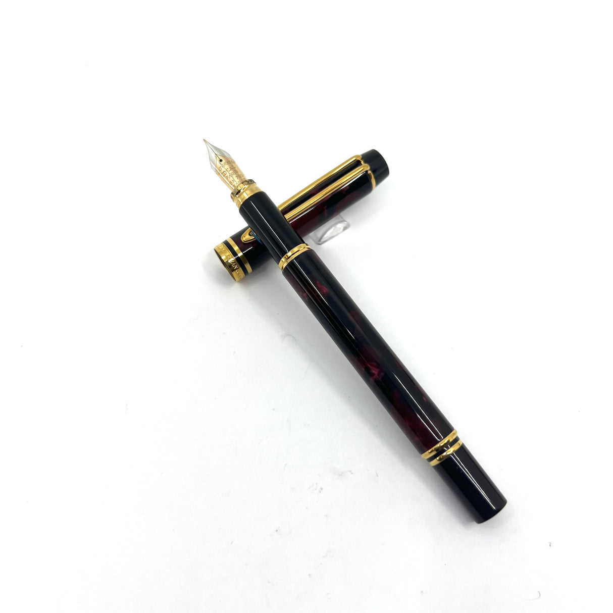 Waterman Rhapsody Burgundy Marble Fountain Pen  - Fine 18kt Gold Nib