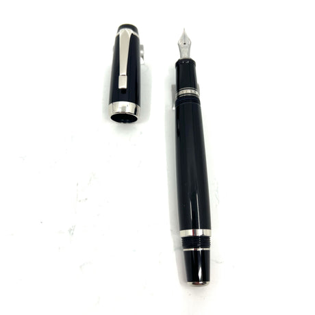 Montblanc Larger Size Boheme Fountain Pen - Fixed Nib (Non-Retractable) -Stoneless Model