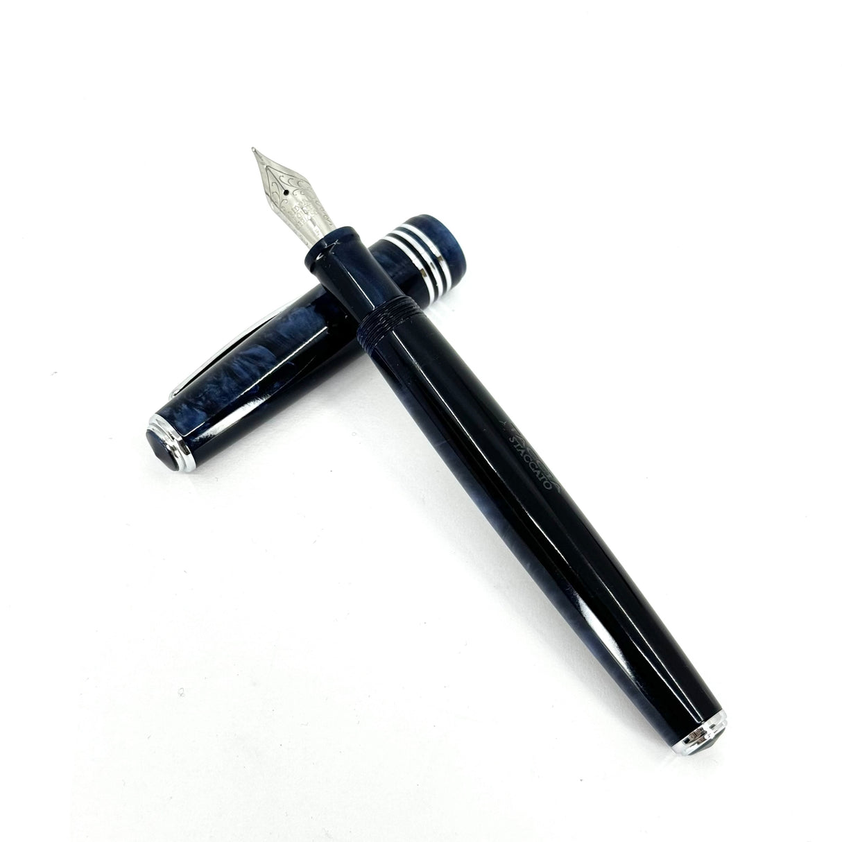 Taccia Staccato Lunar Blue Oversized Fountain Pen - Fine Stainless Steel Nib