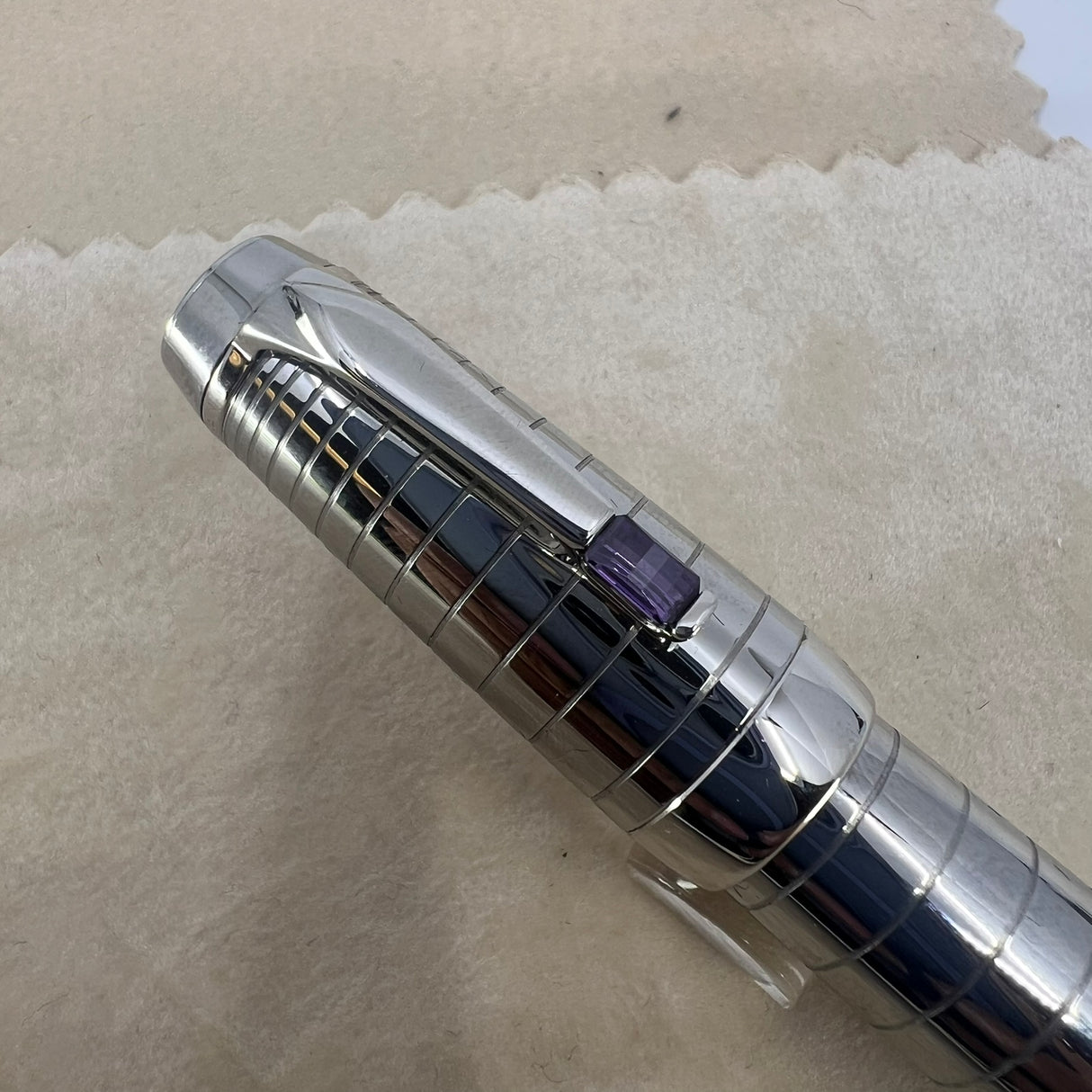 Montblanc Boheme Steel Noir Fountain Pen   -  Medium 18kt Gold Nib