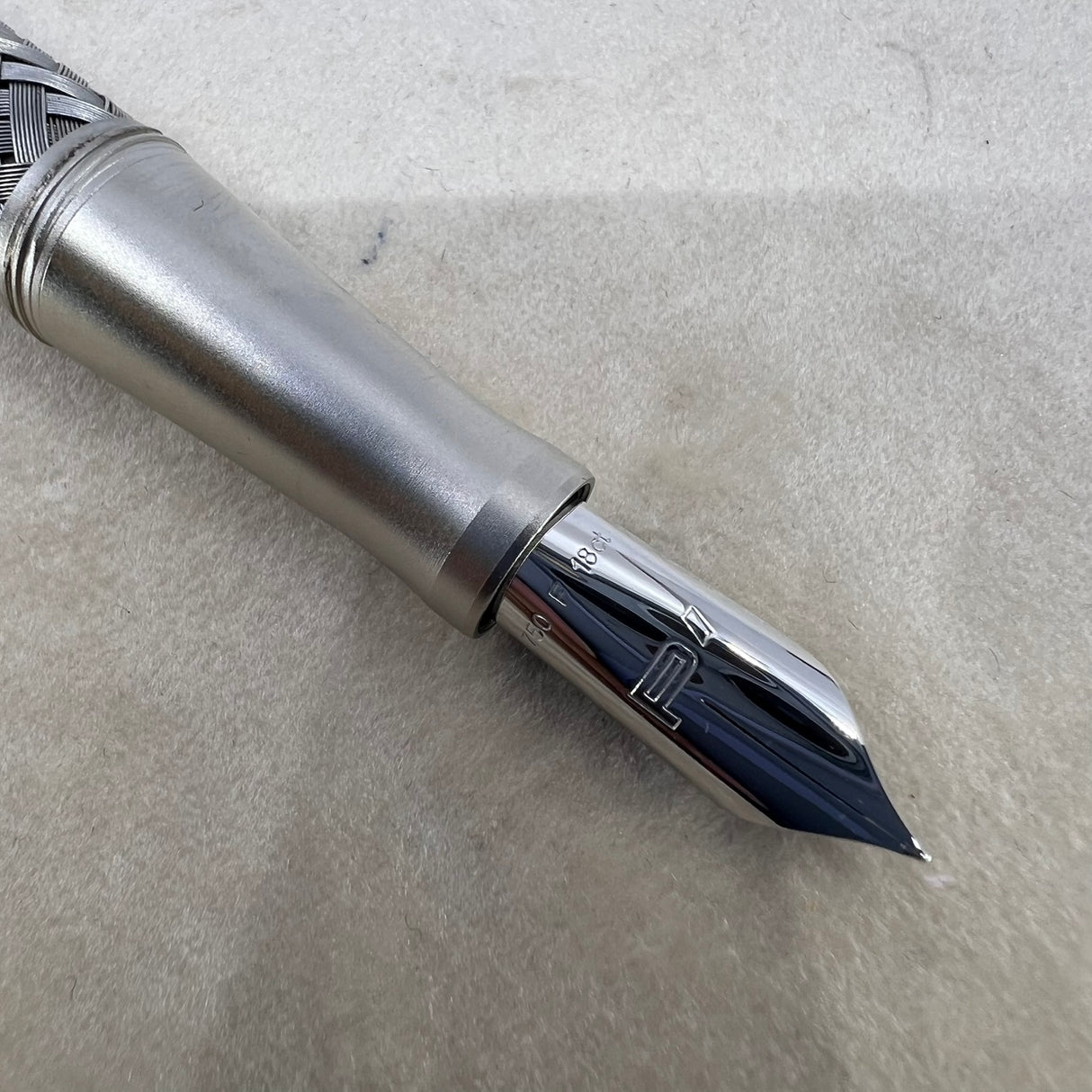 Porsche Design Tec Flex Woven Stainless Steel Barrel Fountain Pen  - Fine 18 Kt Gold Nib