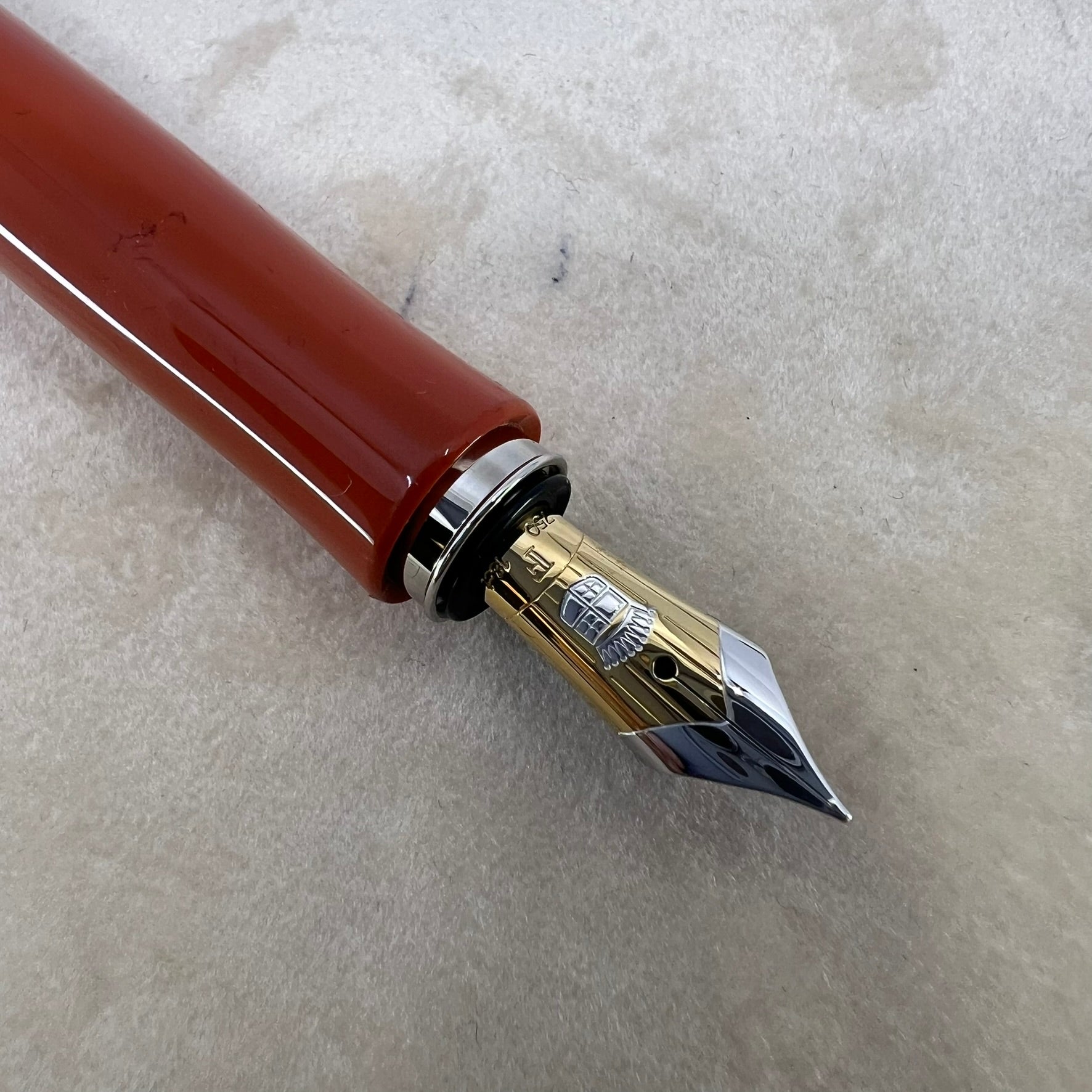Graf von Faber Castell Intuition Black & Terra (Orange) Fountain