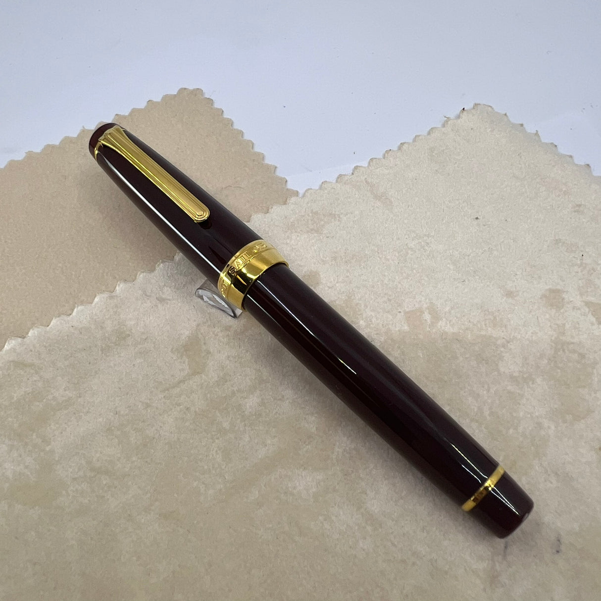 Sailor Standard Professional Gear Brown Fountain Pen   - Extra Fine 21 Kt Gold Nib