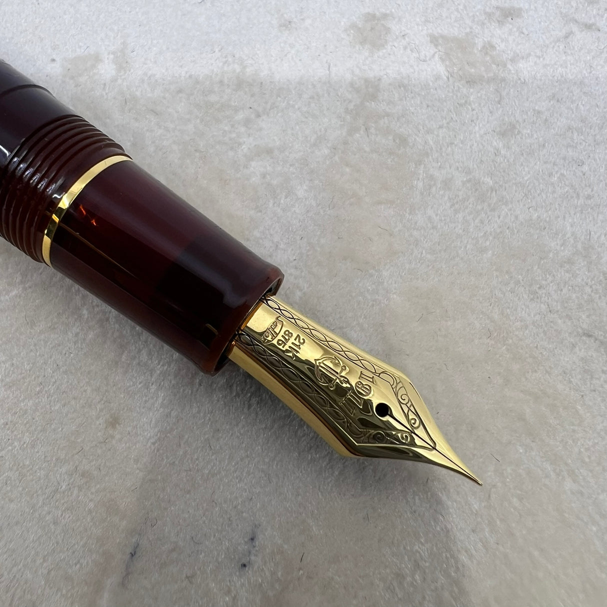 Sailor Standard Professional Gear Brown Fountain Pen   - Extra Fine 21 Kt Gold Nib