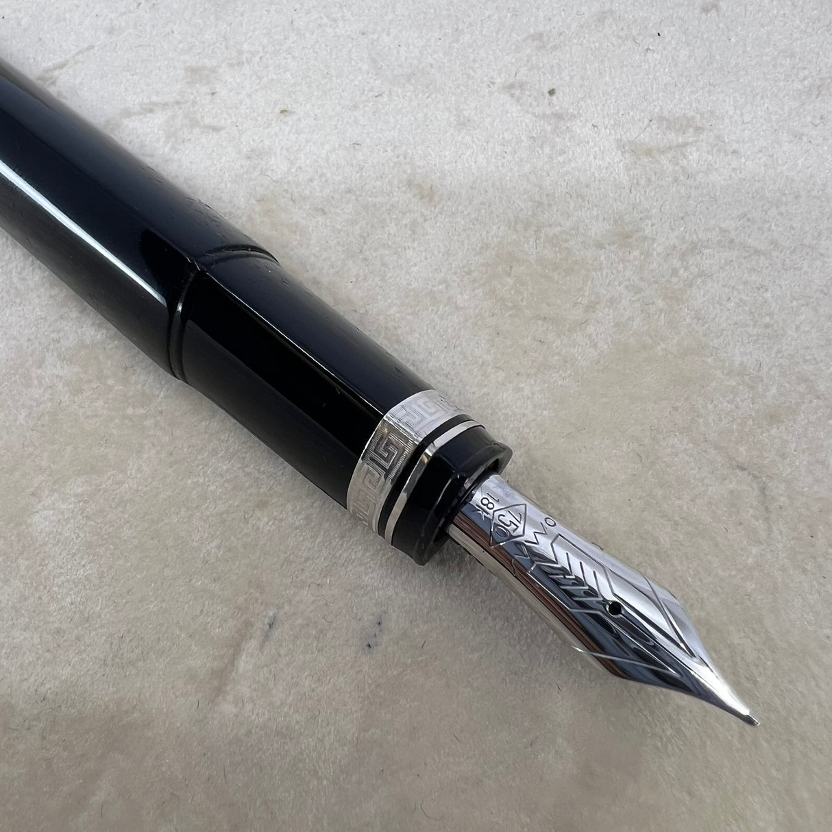 OMAS Oversized Blue/Black #360 Triangulated Fountain Pen - Medium 18kt Gold Nib