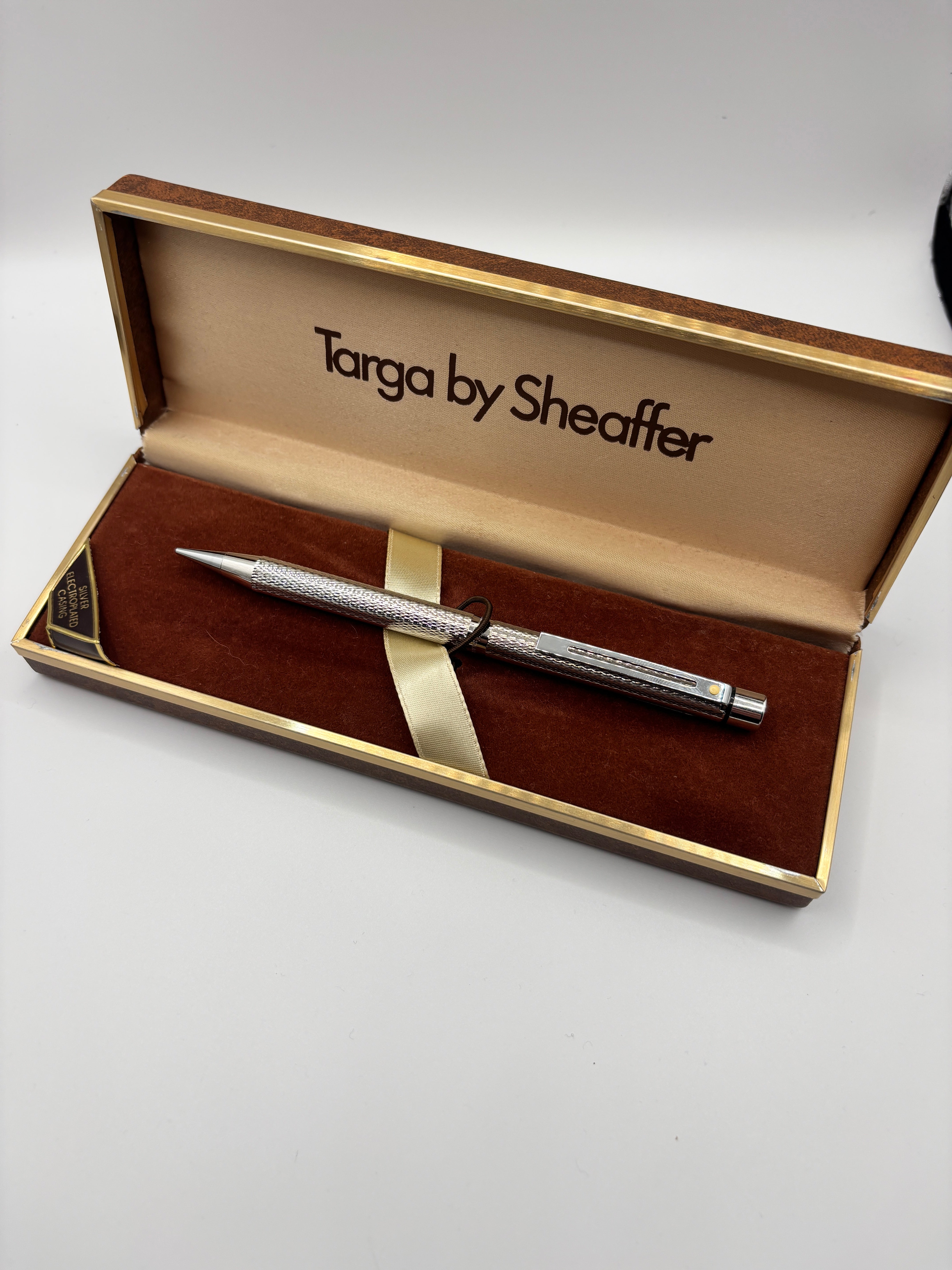 Sheaffer Targa 1008 Silver electroplated crossed lines NEW OLD