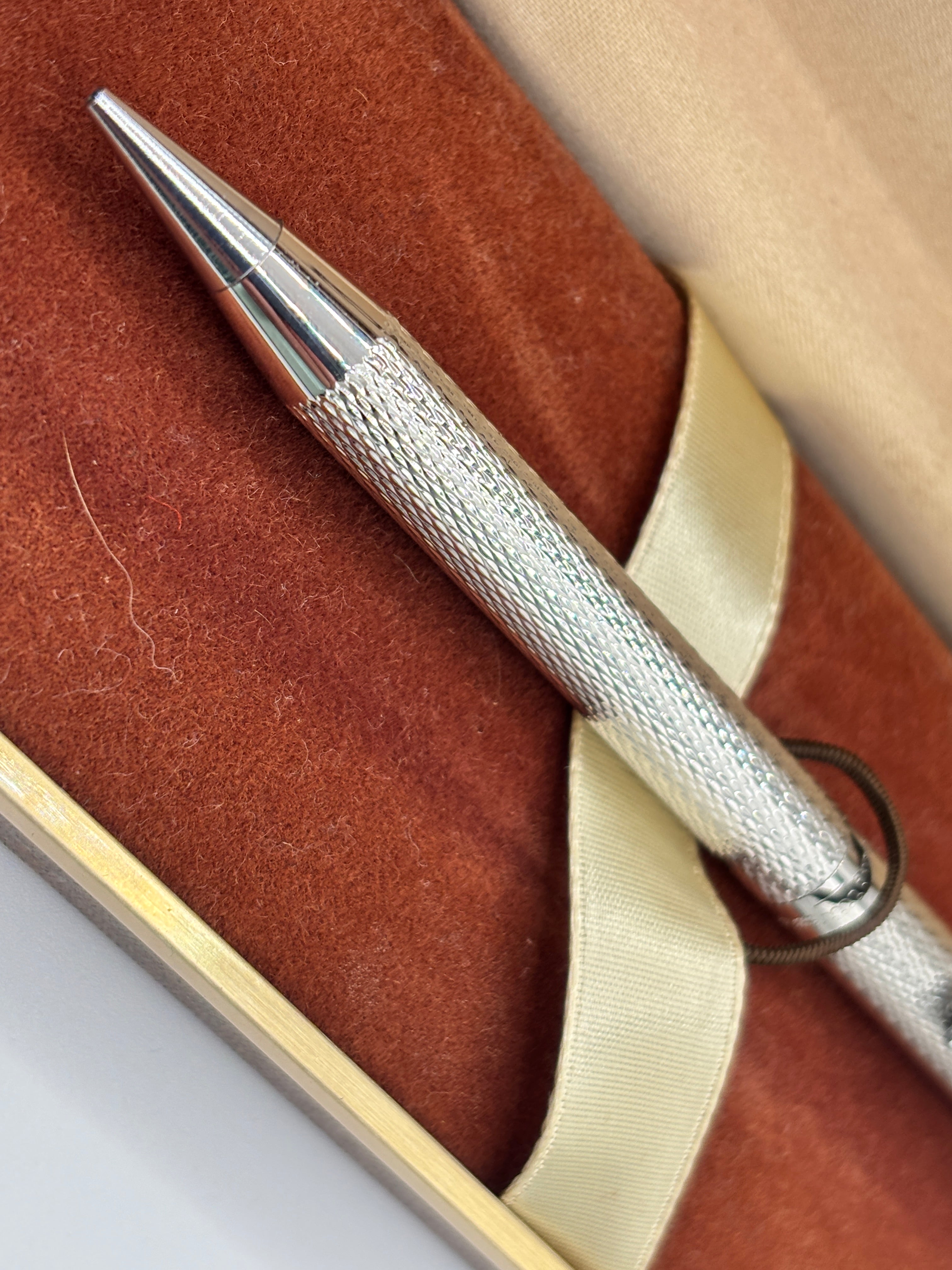Sheaffer Targa 1008 Silver electroplated crossed lines NEW OLD