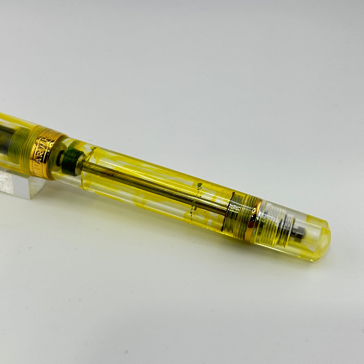 Narwhal Original Plus Yellow Citrine Demonstator - Fountain Pen