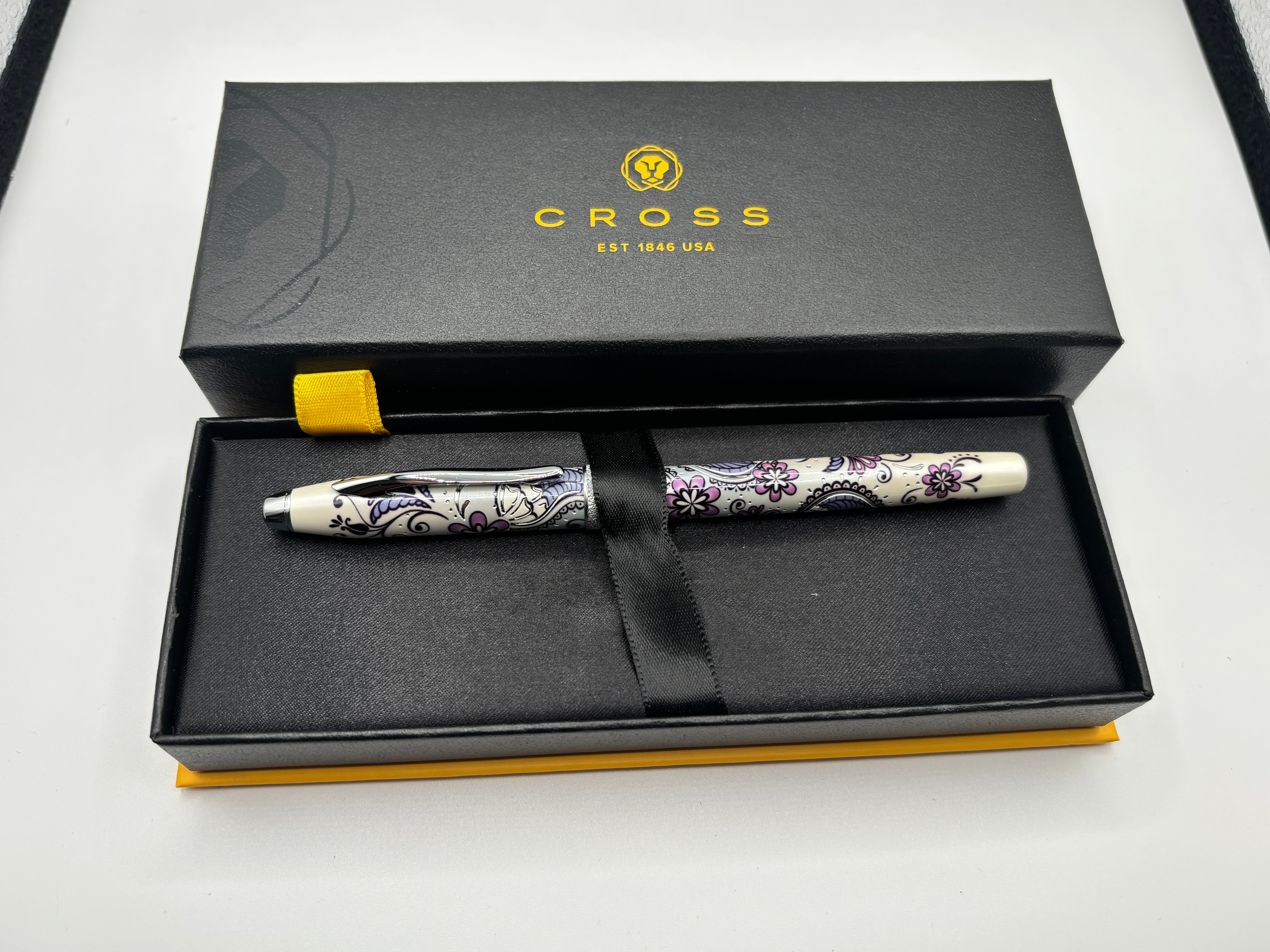 ペンロッド　インターナショナル　　５０ポンド　２本セット Cross Botanica Purple Orchid - Roller Ball – Fountain Pen Hospital