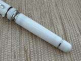 Delta Fusion White 18K Nib - Fountain Pen