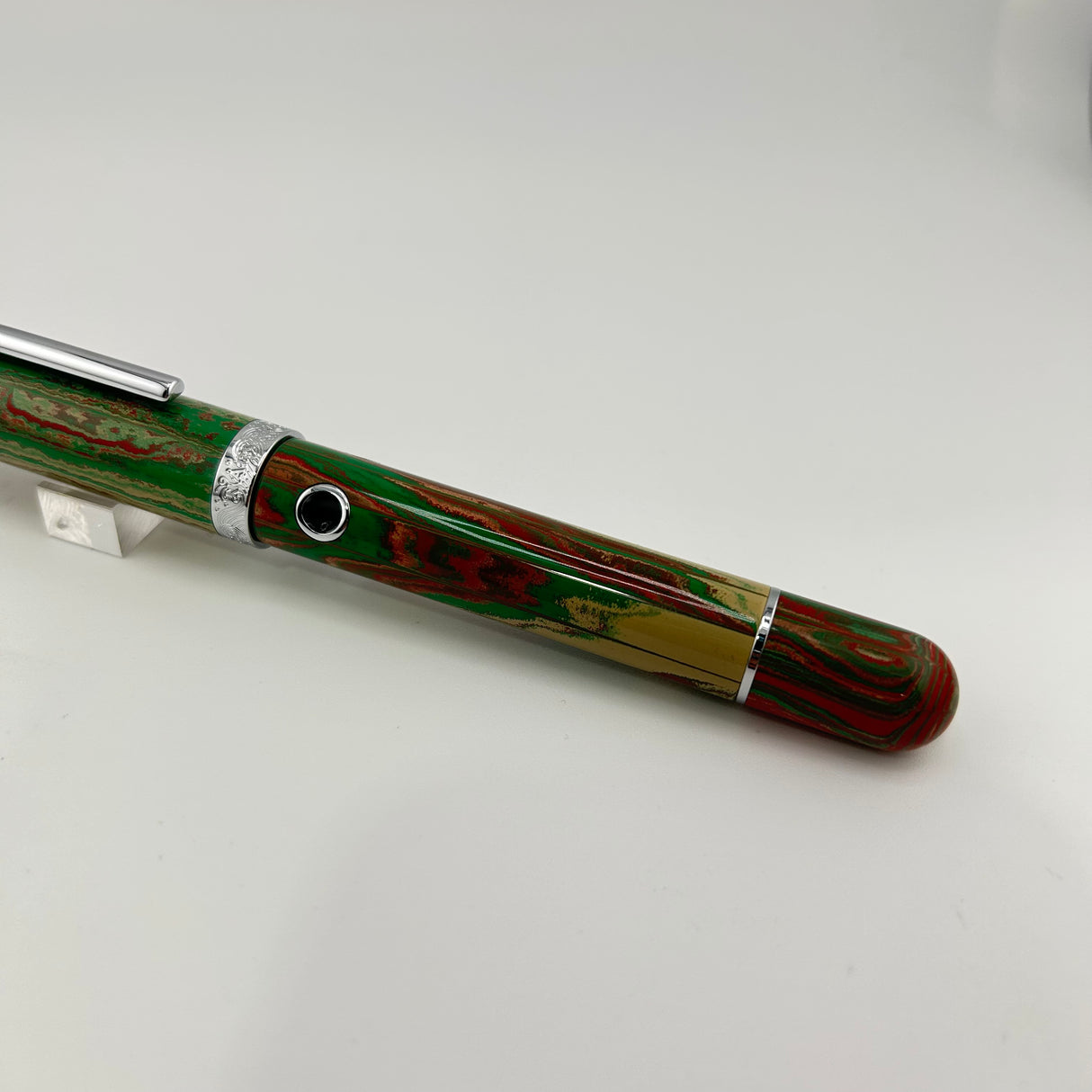 Nahvalur Nautilus River Bed Ebonite  - Fountain Pen
