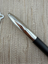 Sheaffer Legacy II Black Linear Palladium Trim Nib Gold 18K-750 - Fountain Pen
