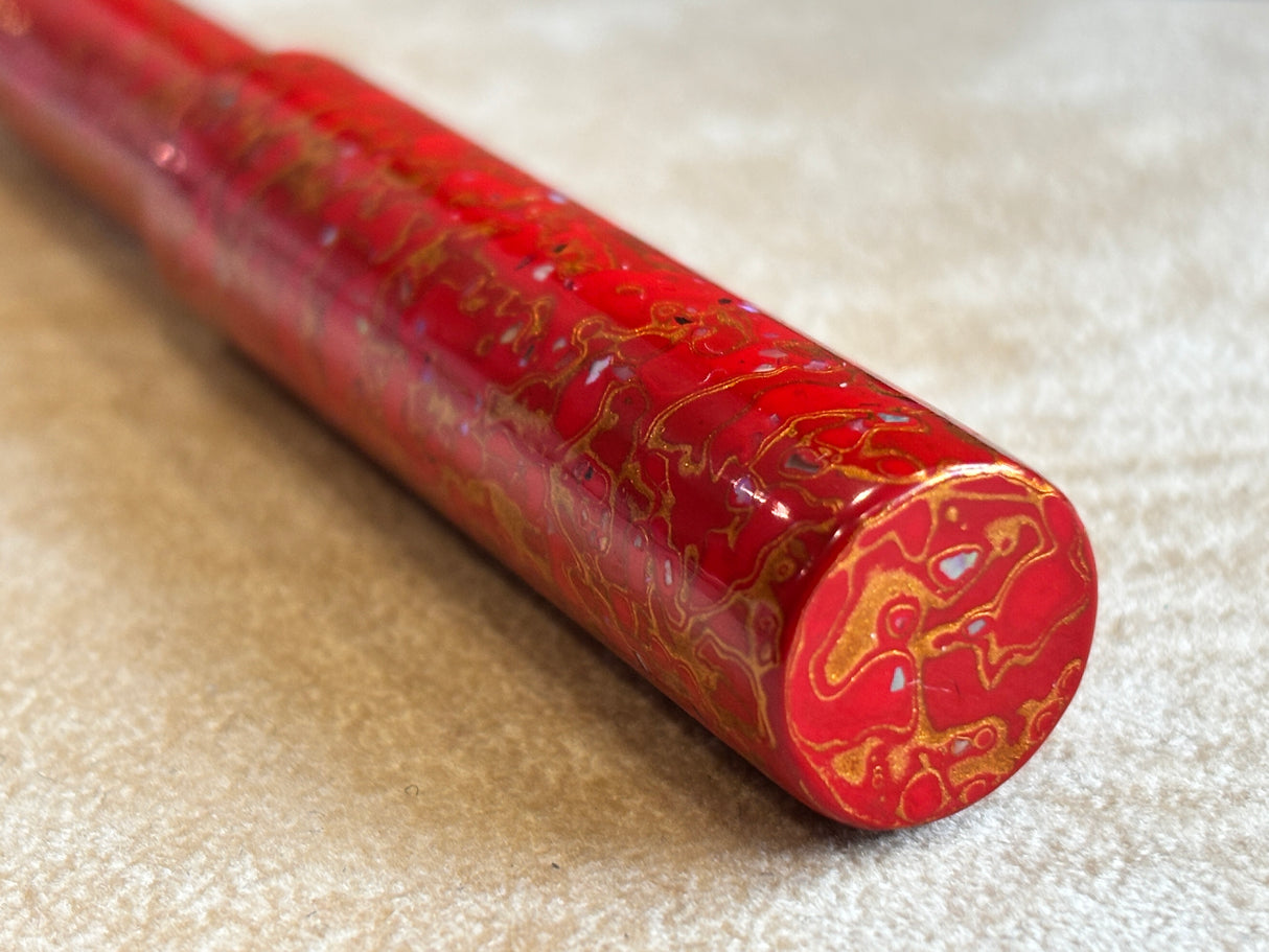 Wancher Sekai Saihi Urushi Aka-age Raden Fountain Pen