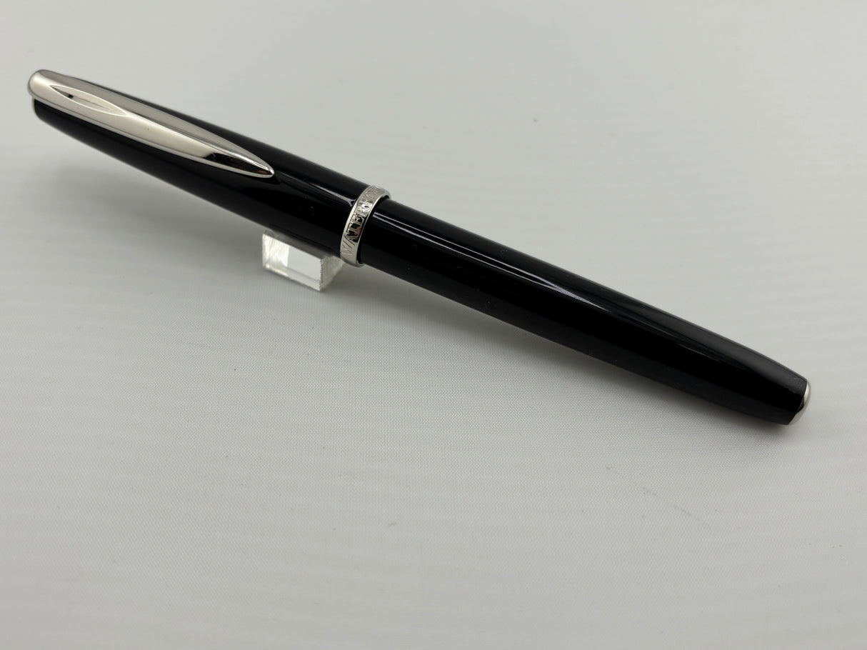 Waterford Marquis Black Lacquer 18K750 Gold Nib  - Fountain Pen