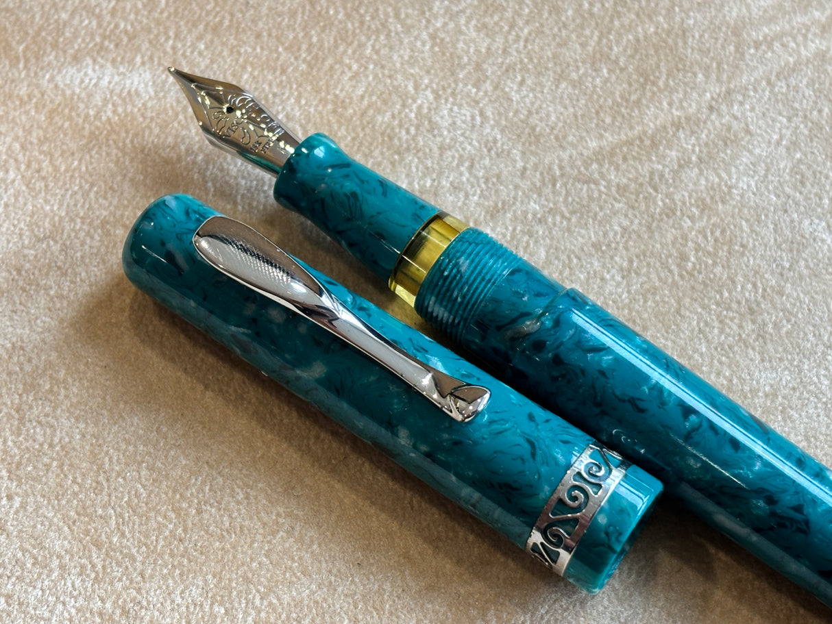 Visconti mid size Florentia Green Rhodium trim exclusive Casa delle stilografica 50th