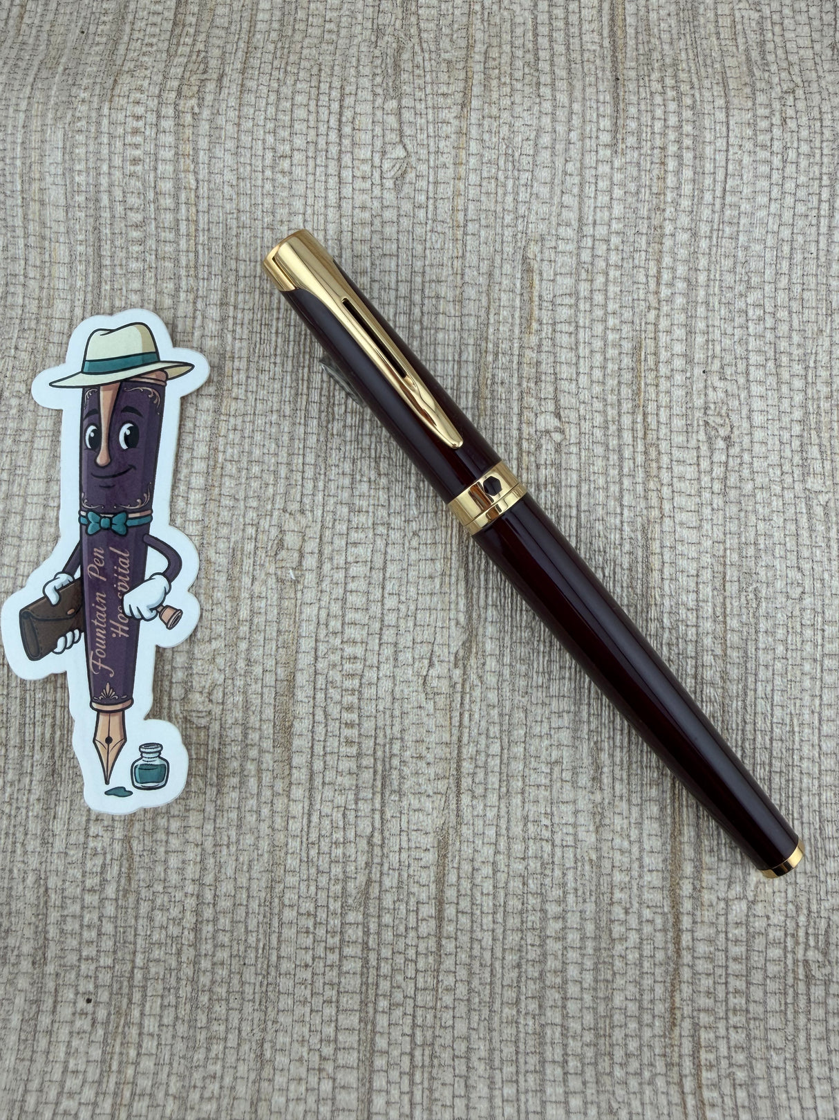 Waterman L'Etalon Burgundy 18K-750 Medium Nib - Fountain Pen