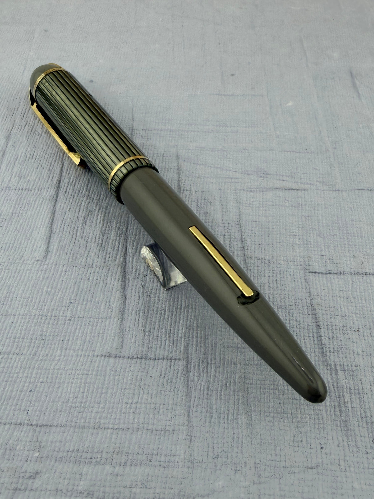 Eversharp Skyline Grey Striped Cap - Fountain Pen