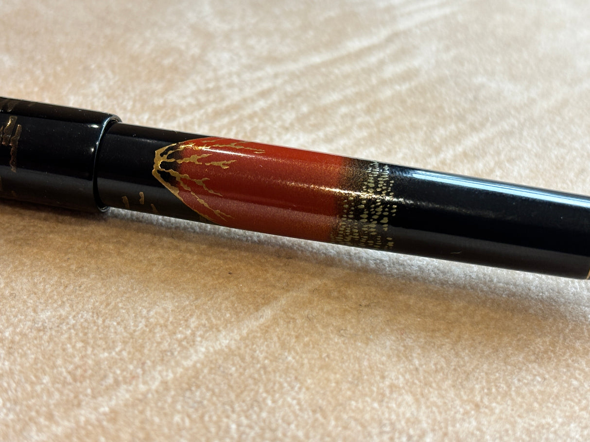 Pilot (NAMIKI) "Red Mont Fuji" Lacquer 14K M nib #10 - Fountain Pen circa 2005