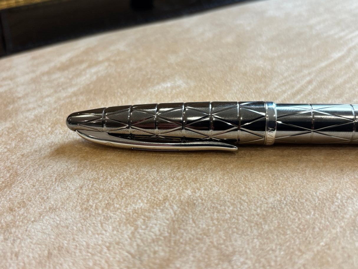 Waterman Carene Deluxe Contemporary Gunmetal with Silver Trim - Fountain Pen