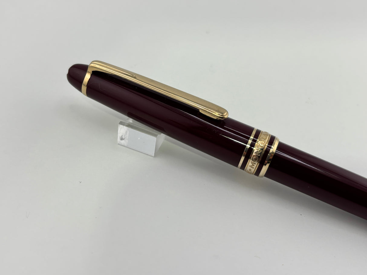 Montblanc 144 Burgundy Fountain Pen