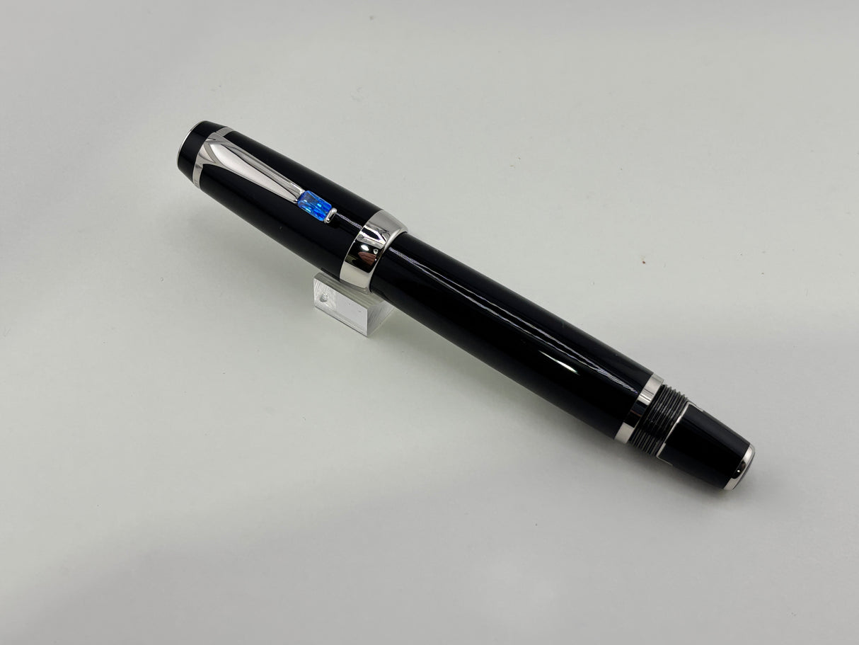 Montblanc Boheme Retractable Nib Black Rhodium Trim Blue Gem   Fountain Pen