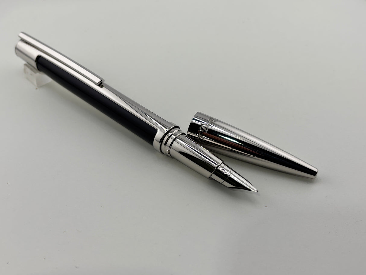 St Dupont Defi Black and Chrome Edition - Fountain Pen