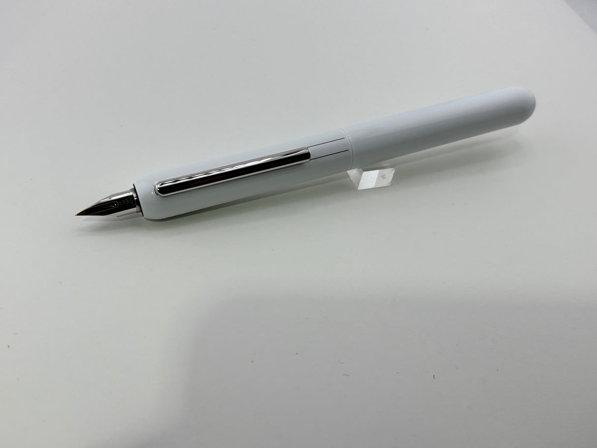 Lamy Dialog 3 White Rhodium trim - Gold nib EF - Fountain Pen