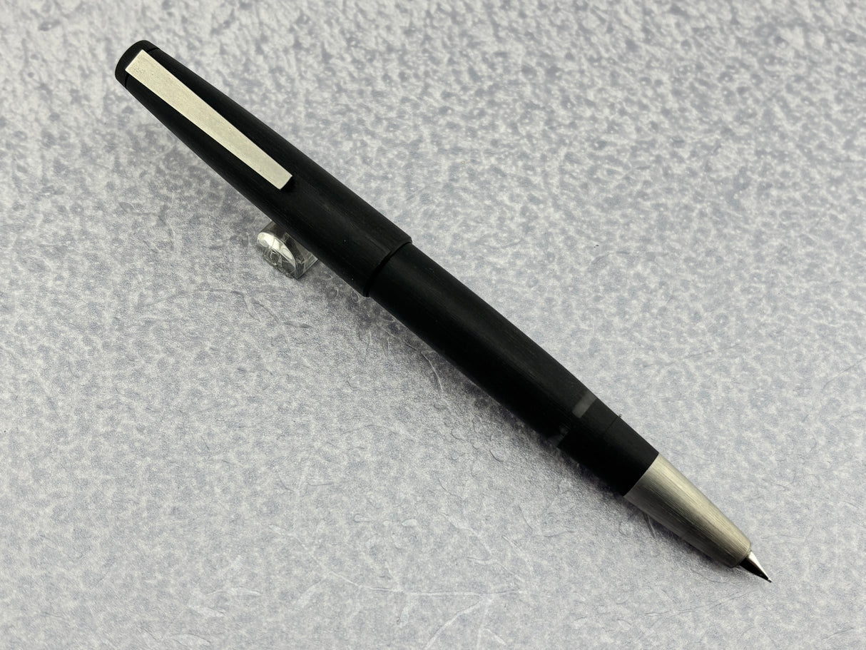 Lamy 2000 Black Makrolon  Gold 14k Medium nib  - Fountain Pen